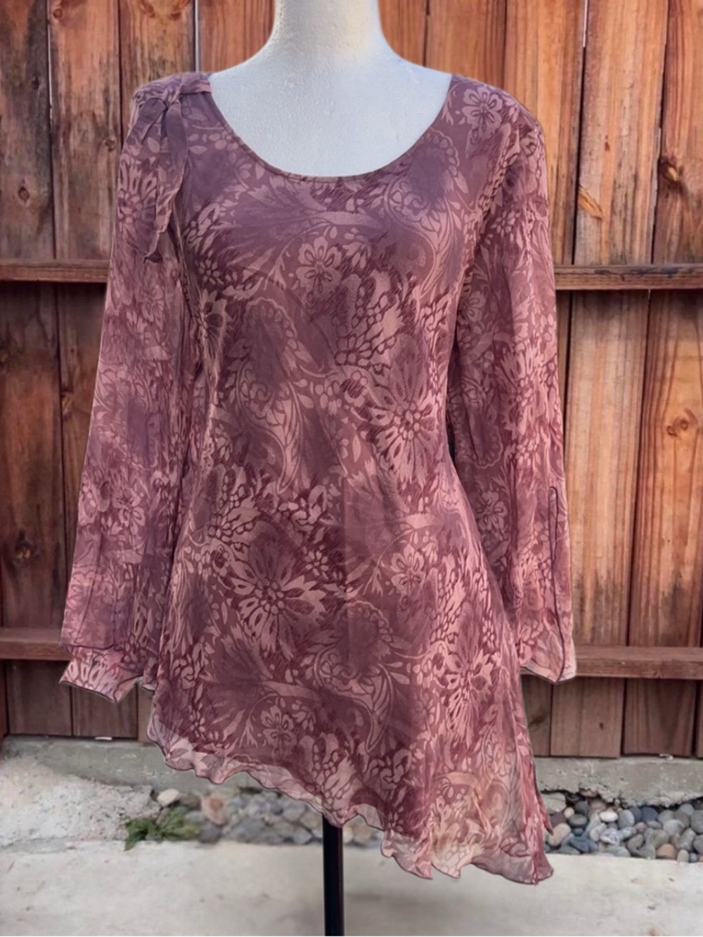 Mauve Mesh Paisley Asymmetric
Hem Top Size XL 100% silk